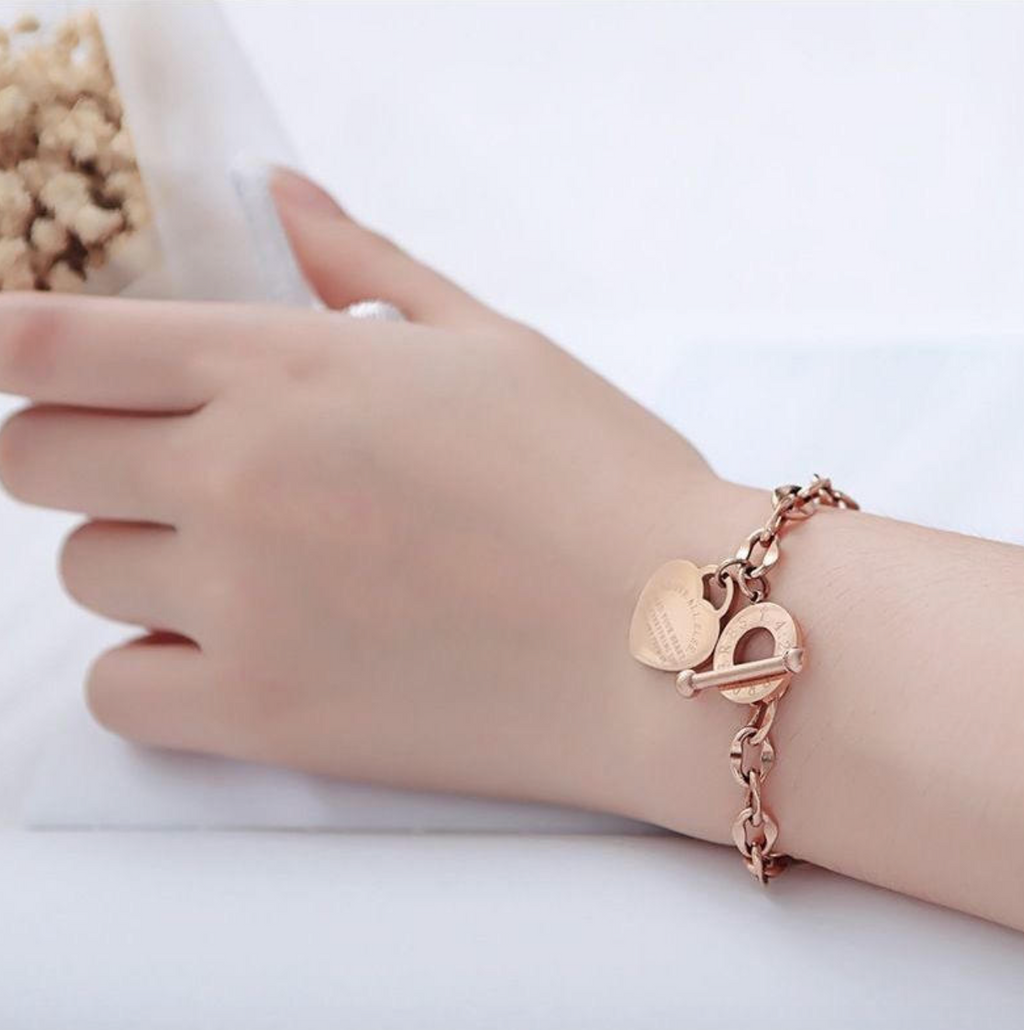 Custom Stainless Steel Gold Pendant Bracelet with Heart Charm